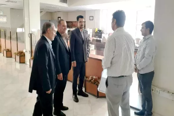 دیدار مدیرکل ارتباطات و فناوری اطلاعات استان با کارکنان پست به‌مناسبت روز پست
