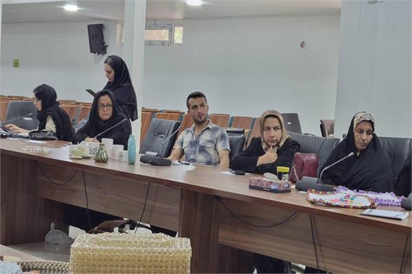 کارگاه آموزشی توانمندسازی فروشندگان محلی و بومی با همکاری دیجی کالا در دهدشت برگزار شد.
