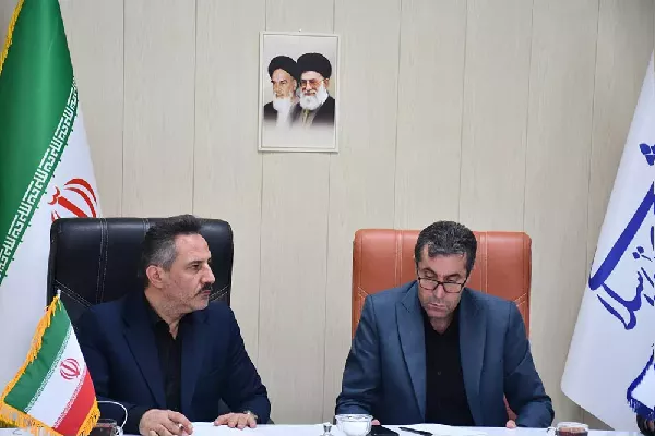 ۹۰ درصد خانوارهای شهری مهاباد تحت پوشش شبکه فیبر نوری قرار دارند